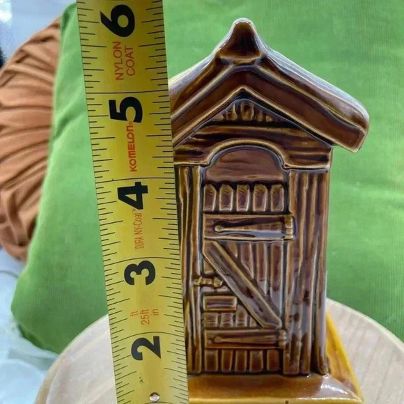 Tennessee Hillbilly Outhouse Money Bank - Picture 8 of 9